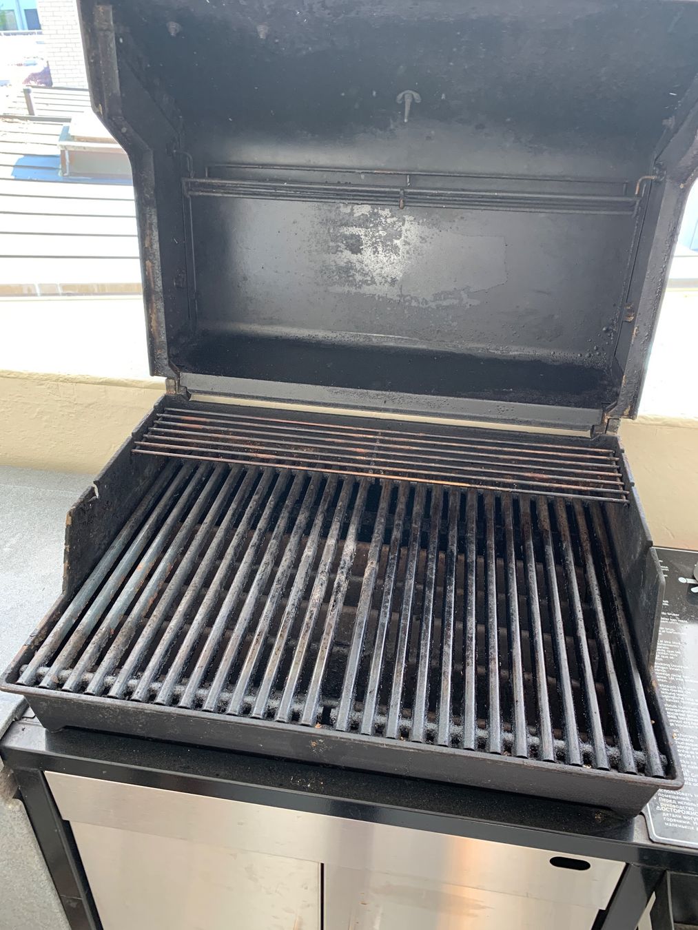 Weber Griglie: Weber Genesis Silver Gasgrill mit Abdeckung – Usato da Basel venduto da tschedi14 1