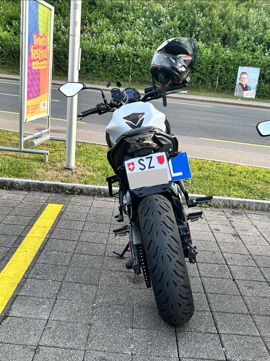 Kawasaki Strada: Kawasaki z650 – Usato da Zürich venduto da umi_2ryd 2