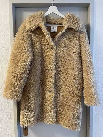 ZARA Teddy Shaggy Coat ? Kuschelig, trendig & wie neu!