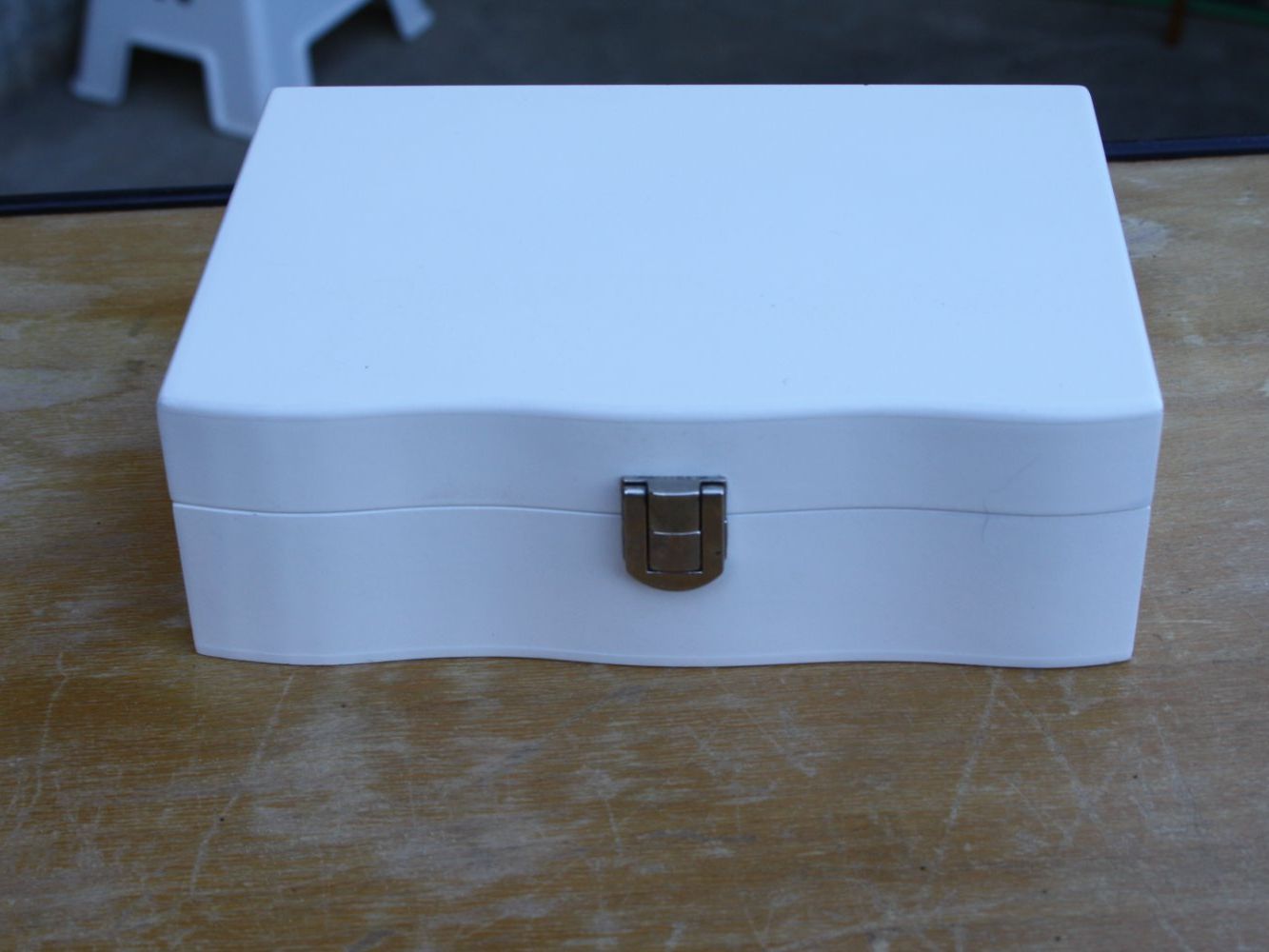 Schmuckkästen: SCHMUCKSCHATULLE  SCHMUCKBOX – Gebraucht aus Wauwil von Pneuedy