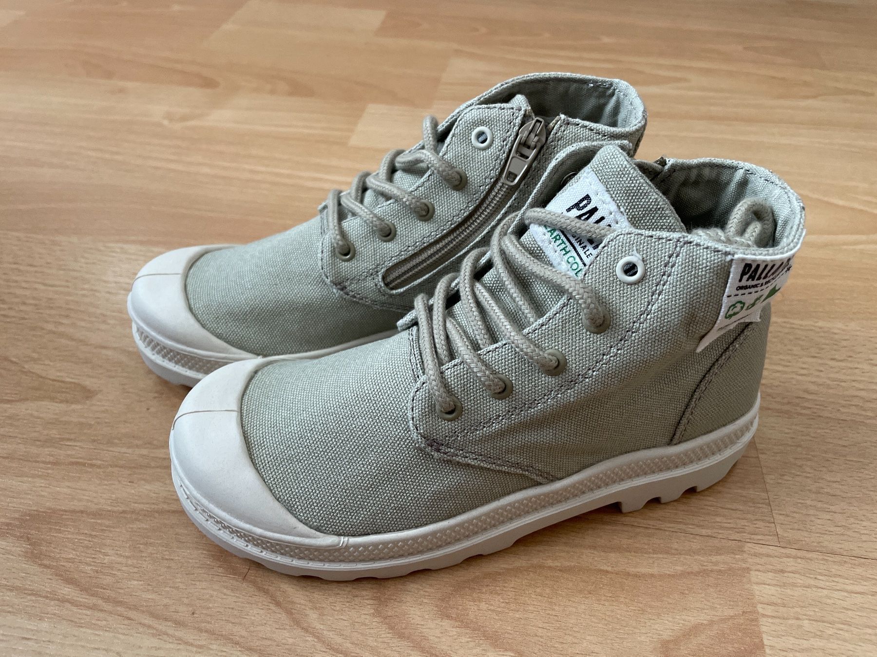 Palladium Schuhe für Mädchen: Schuhe von Palladium Gr. 31 NEU – Neu und originalverpackt aus Waltenschwil von hansnine 2