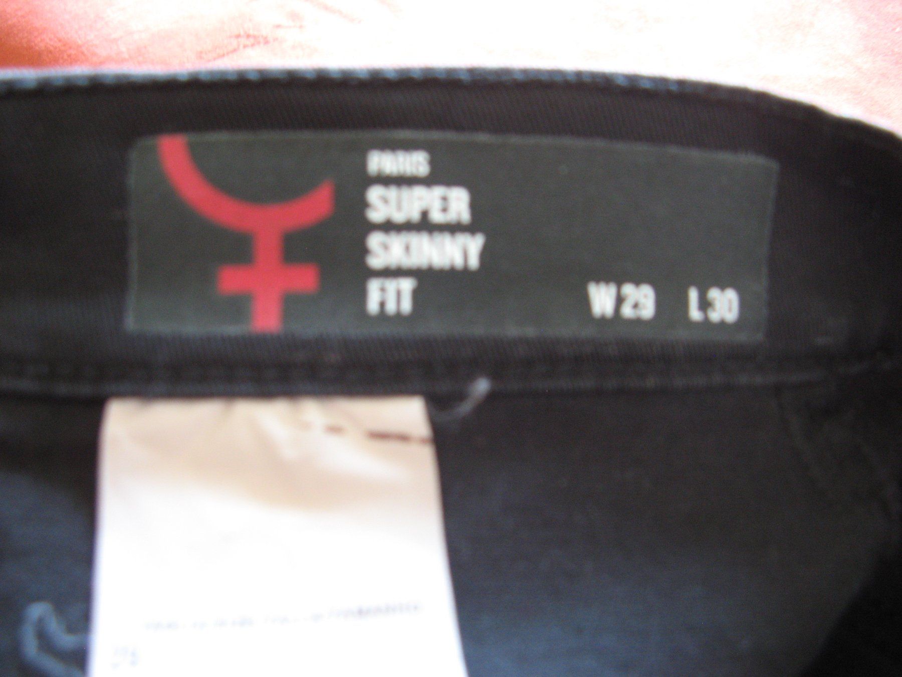 Sisley Pantaloni: Sisley Hose schwarz Gr. W29, L30 – Usato da Zürich venduto da apil 8
