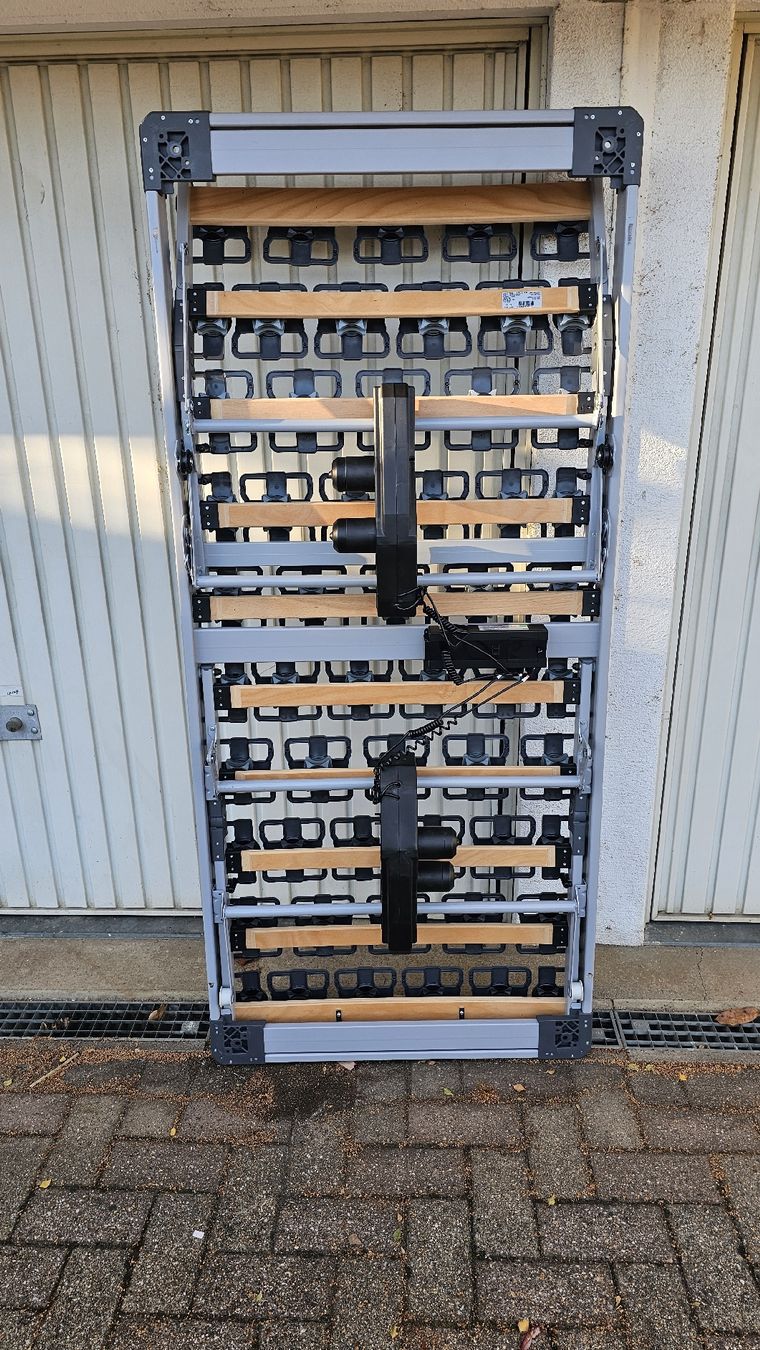 Lattenroste: Sommier électrique TEMPUR  – Gebraucht aus Perroy von bar_r6t2 3