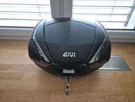 Givi Topcase Motorrad schwarz guter Zustand inkl. Platte