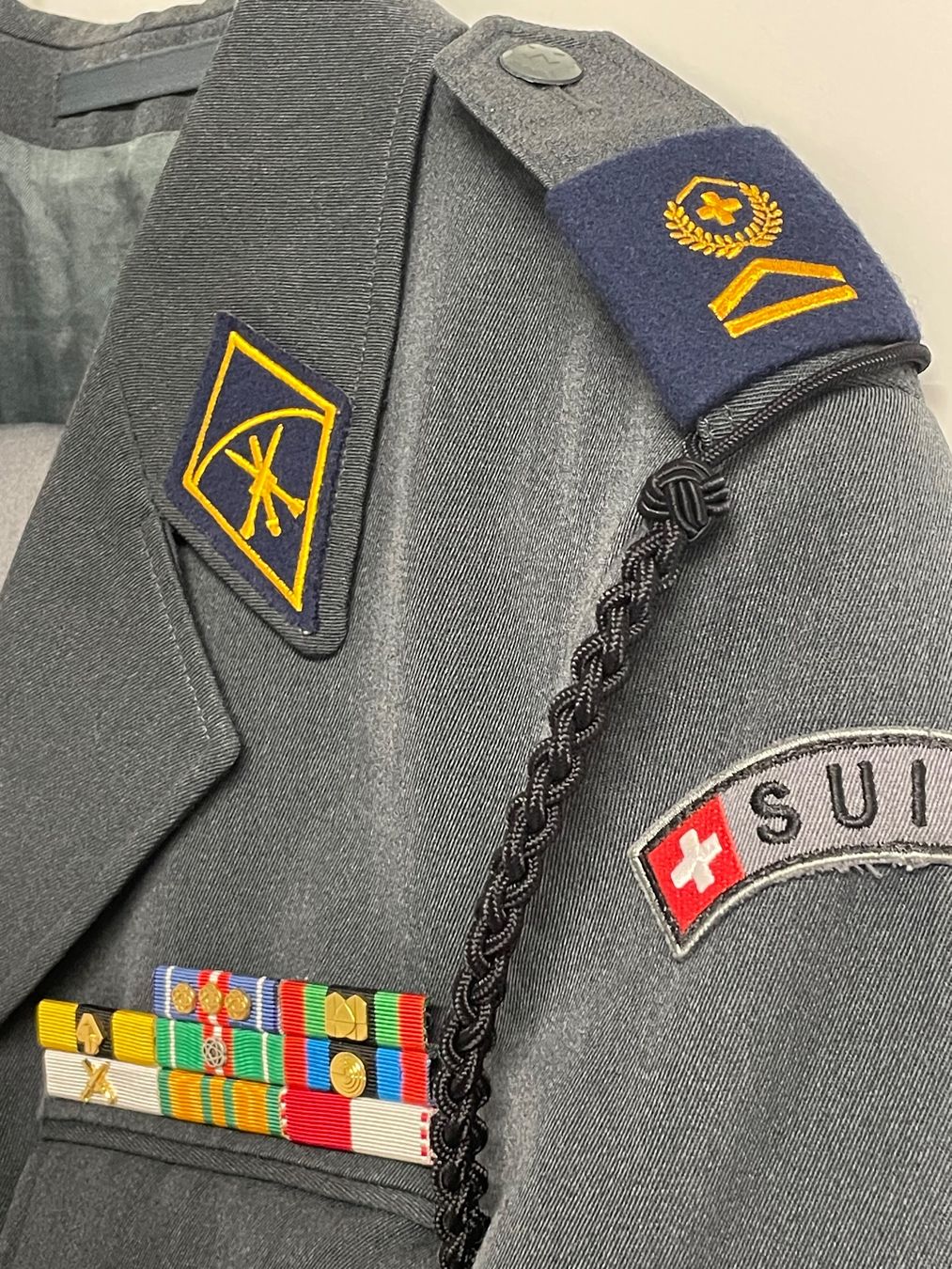 Schweizer Armee Uniformen: Uniform Schweizer Armee – Gebraucht aus Basel von OrdenMax 7