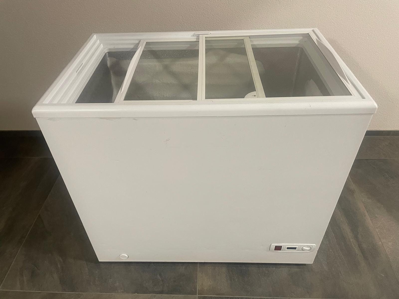 Gefrierschrank: Gefriertruhe mit Glas-Schiebedeckel – Gebraucht aus Zürich von alvaroo