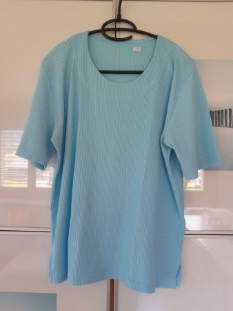 T-shirt M