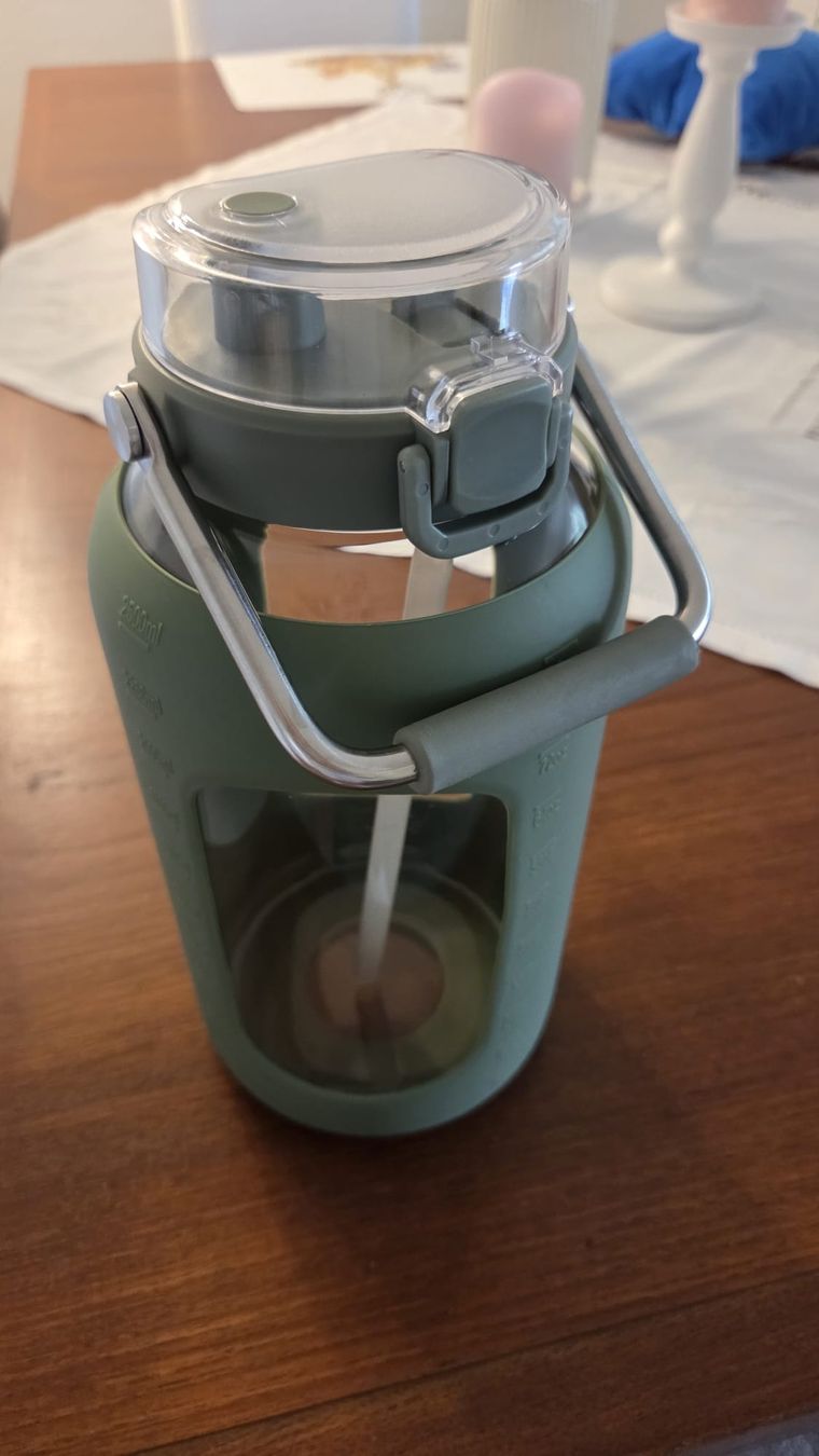 Borracce & Thermos: 2,5L Glas trinkflasche mit strohhalm – Usato da Egg b. Zürich venduto da Mar_k9vy 1