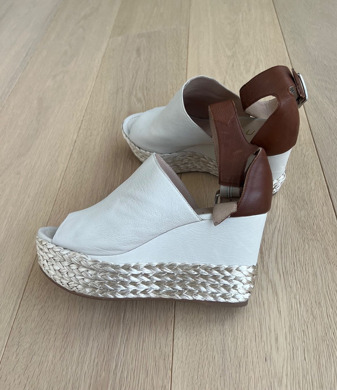 Unisa Damenschuhe: UNISA Sandalen Gr.40 NEUWERTIG – Neu (gemäss Beschreibung) aus Degersheim von Starkigel 5