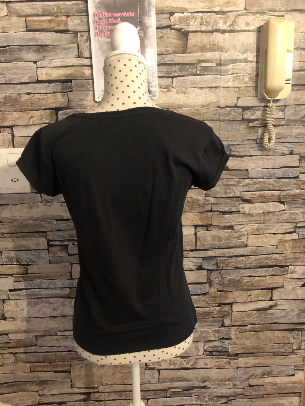 T-Shirts: T-Shirt Gr. S Rockig – Gebraucht aus Wettingen von Hasta80 1