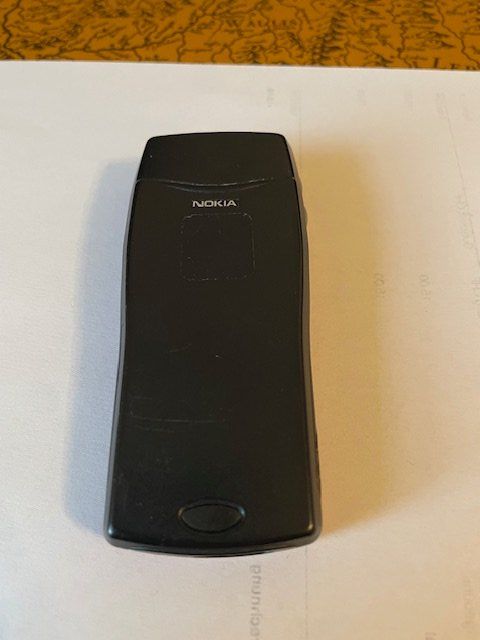 Nokia Telefoni cellulari / Smartphones: Nokia 8210 – Usato da Oftringen venduto da flor_2020 2