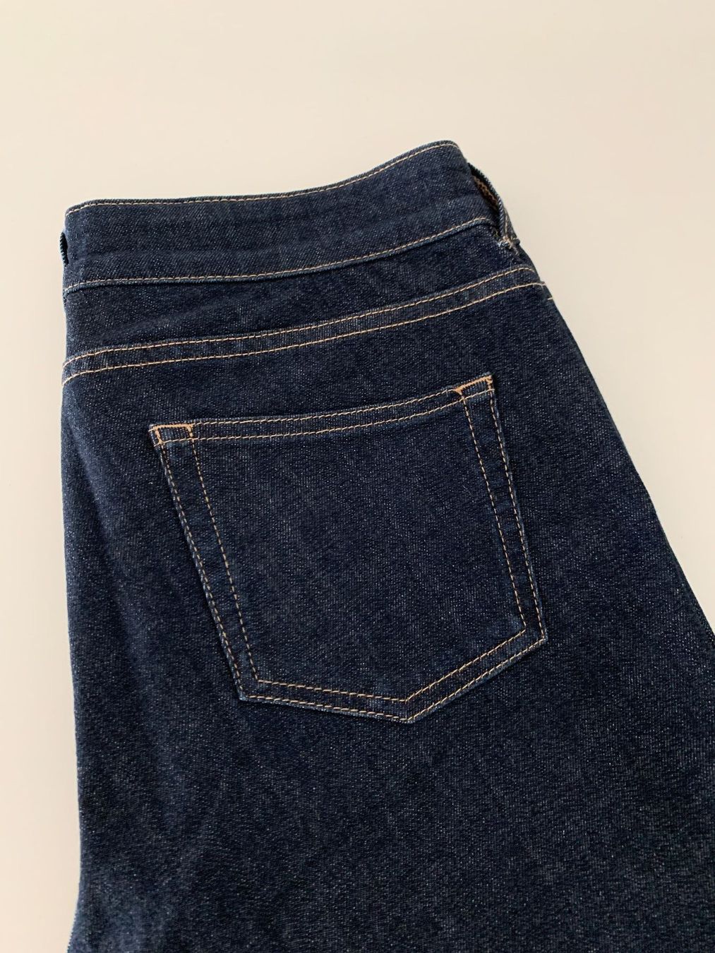Celine Jeans: CELINE jeans neufs M/38FR/42IT – Nuovo e nell'imballaggio originale da Morges venduto da Imade1 4