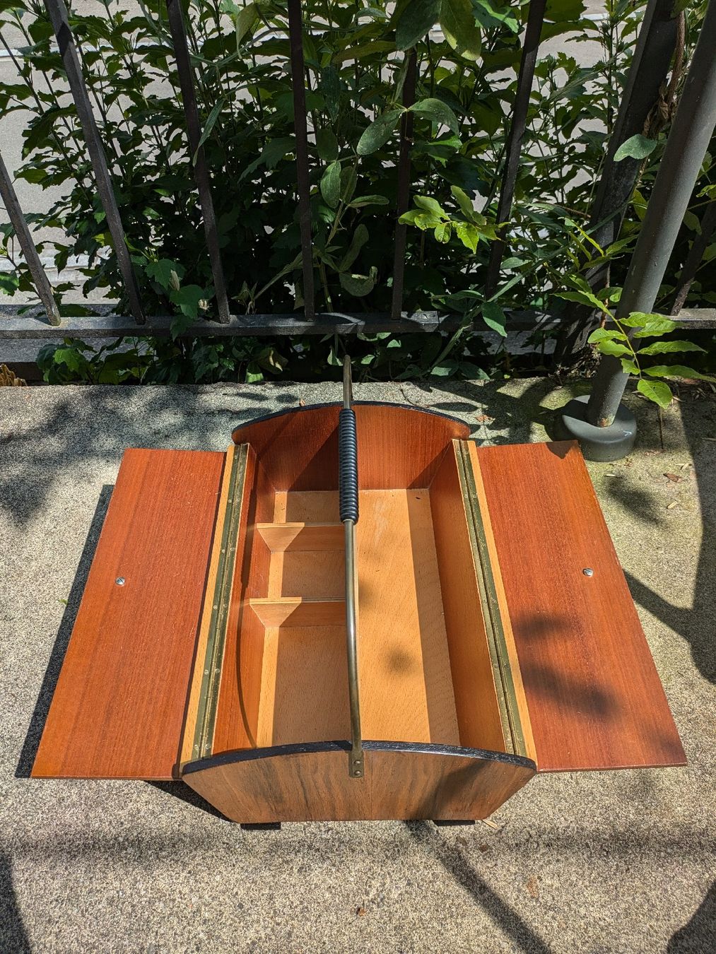 Sonstiges zum Basteln & Handarbeiten: Vintage Nähkästchen Midcentury Design – Gebraucht aus Ermatingen von trendyquitaeten 4