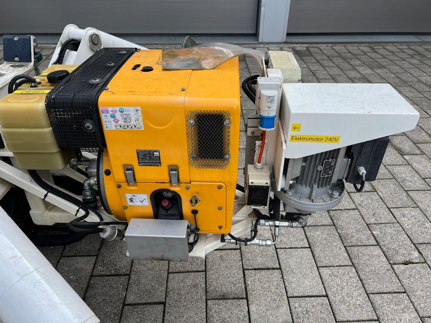 Hebebühne & Wagenheber: Arbeitsbühne Spyder Cela DT 24 – Gebraucht aus Amriswil von  5