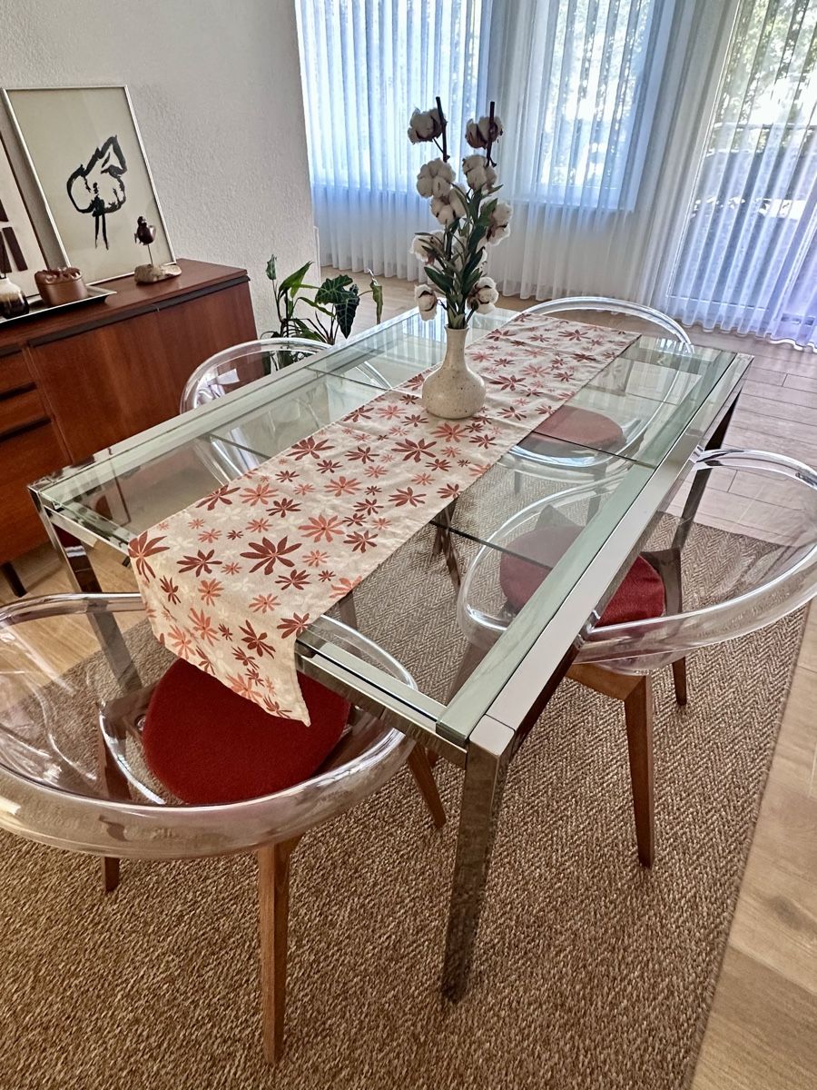 Calligaris Set di tavolo e panche: Esstisch mit 4 Calligaris Stühle – Usato da Effretikon venduto da TomeK.