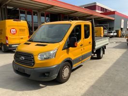 Ford Transit Pritschenwagen mit Doppelkabine