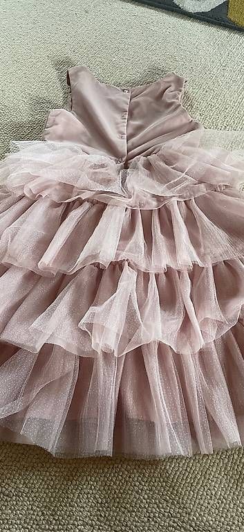 H&M Vestiti & Gonne: Ballkleid Grösse 140 – Usato da Zweisimmen venduto da snowgirl_007 1