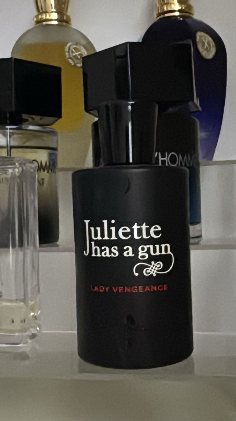 Profumi & Eau de Toilette: Juliette Has a Gun Lady Vengeance - 2ml - Tester/Sample – Usato da Bellinzona venduto da francescouv