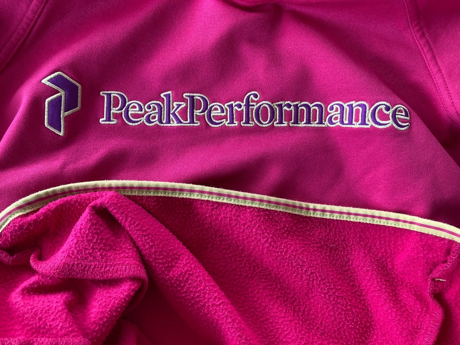Peak Performance Maglioni & Felpe: Peak Performance Junior Hoodie - 152 158 – Usato da Büetigen venduto da Jabo 4