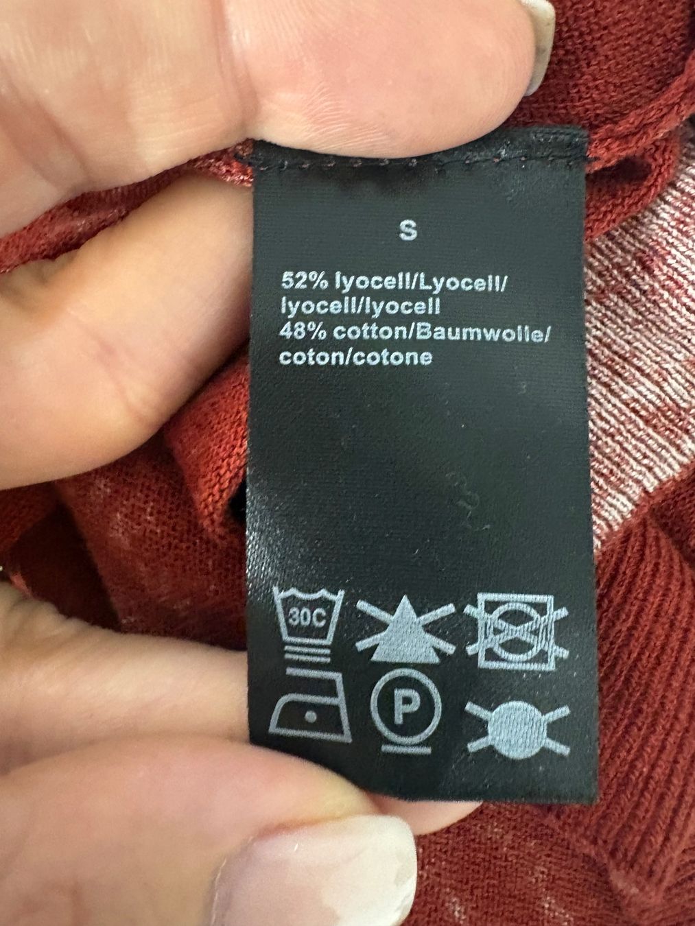 Rundholz Maglioni & Felpe: Rundholz oversize Pullover Rost mit Aufschrift S – Nuovo e nell'imballaggio originale da Regensdorf venduto da sec_l5cr 6
