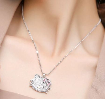 Hello Kitty: 1 collier bling NEUF