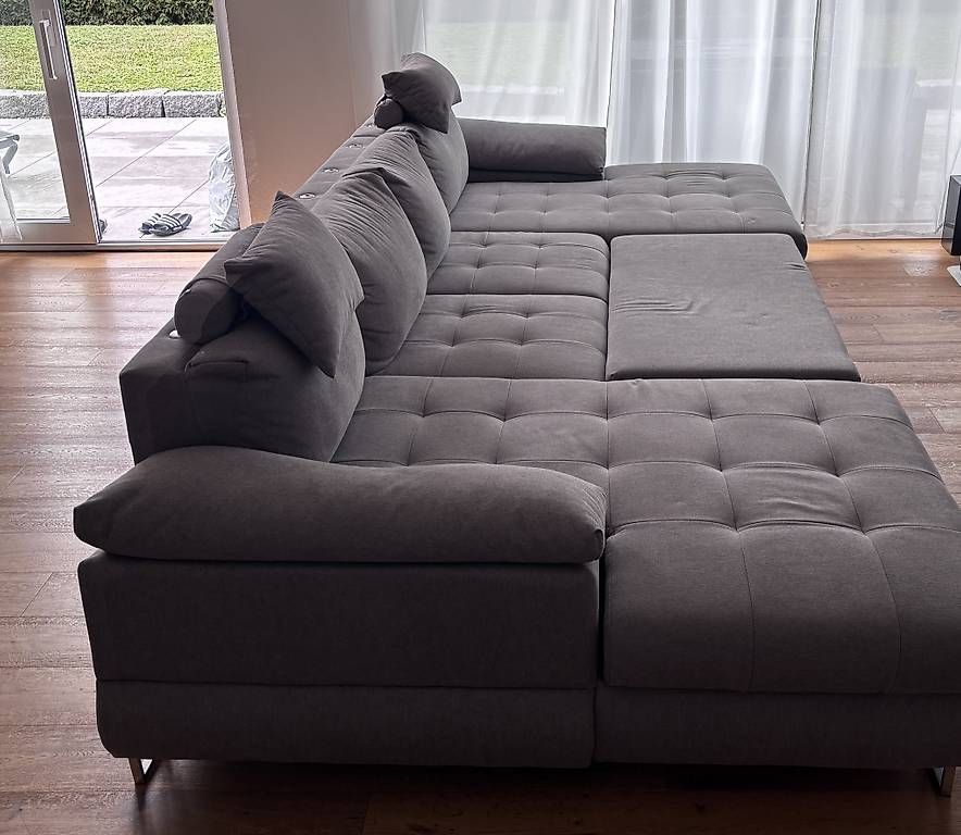 Mömax Sofas: Wohnlandschaft Grosses Sofa – Gebraucht aus Oberaach von dga_x2yg 1