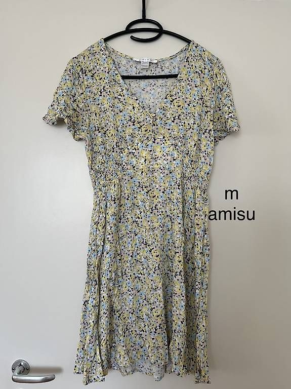 Vestiti: Kleider für Damen Gr. M NEU – Usato da Adliswil venduto da sil_v8dy 2