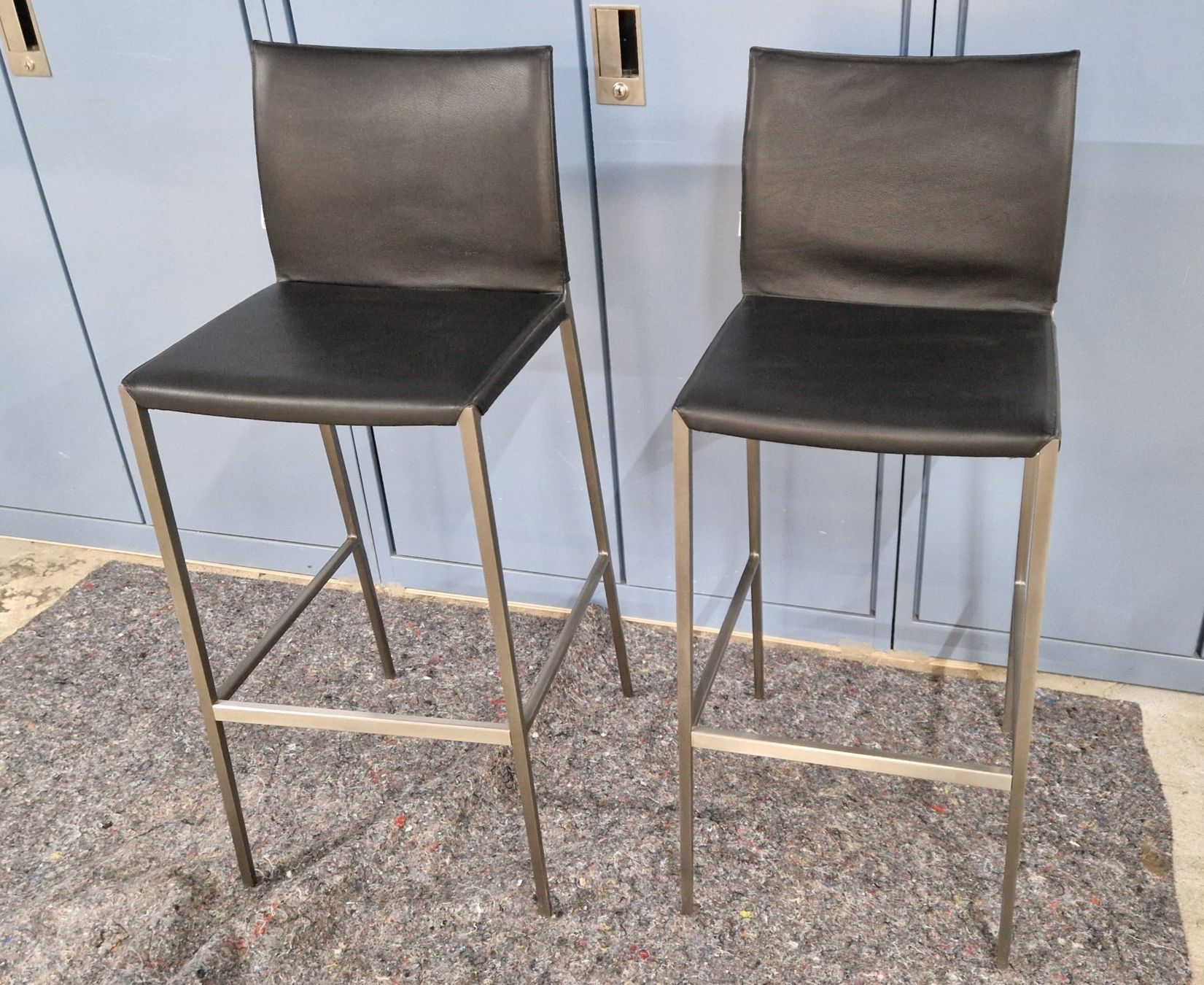 Zanotta Tabourets: 2x Original Zanotta  Barhocker – D'occasion à Erlinsbach par itr_m7nf