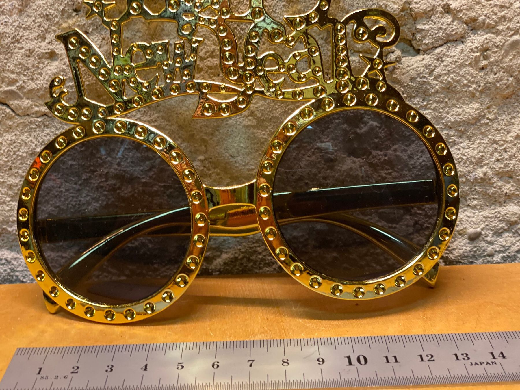 Kostüme: Goldige Partybrille "Happy New Year" – Gebraucht aus St.Gallen von kingsamas 3