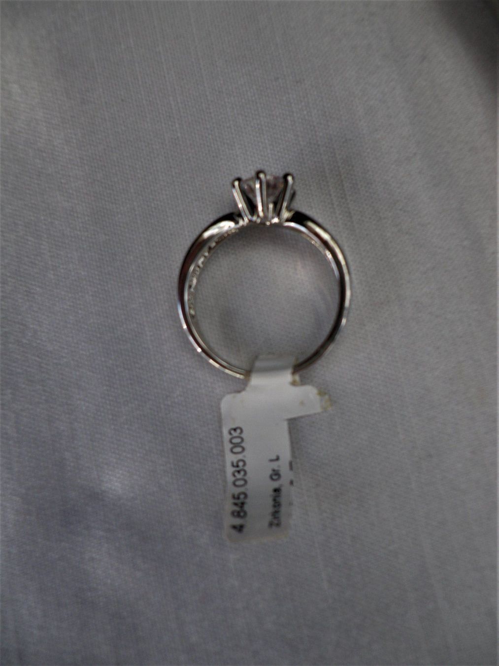 Ringe: Edelstahlring mit Zirkonia Grösse L – Neu (gemäss Beschreibung) aus Reinach BL von Annodomini 2