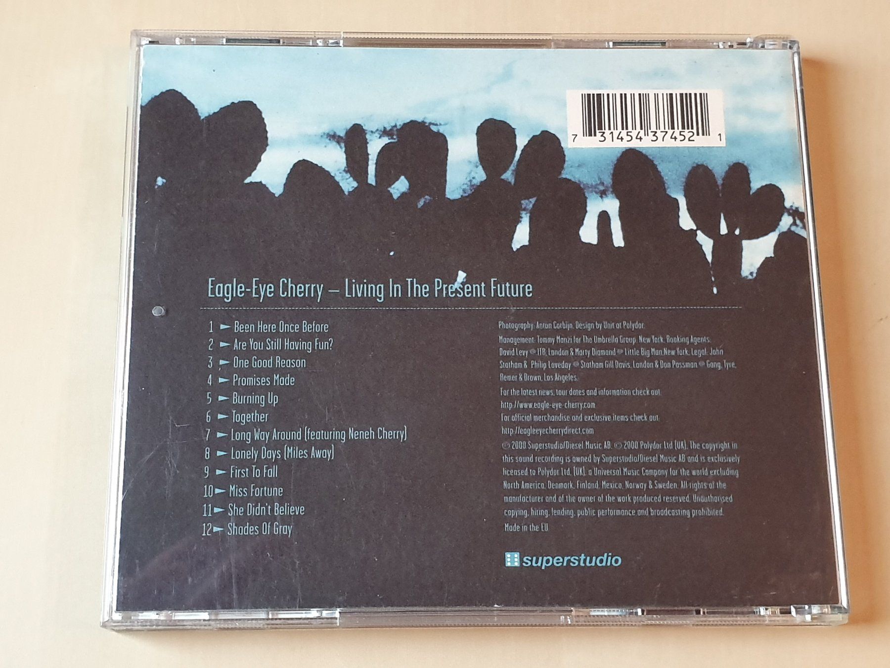 CDs: Eagle-Eye Cherry Living in the present Future – Gebraucht aus Stansstad von collectorsshop 1