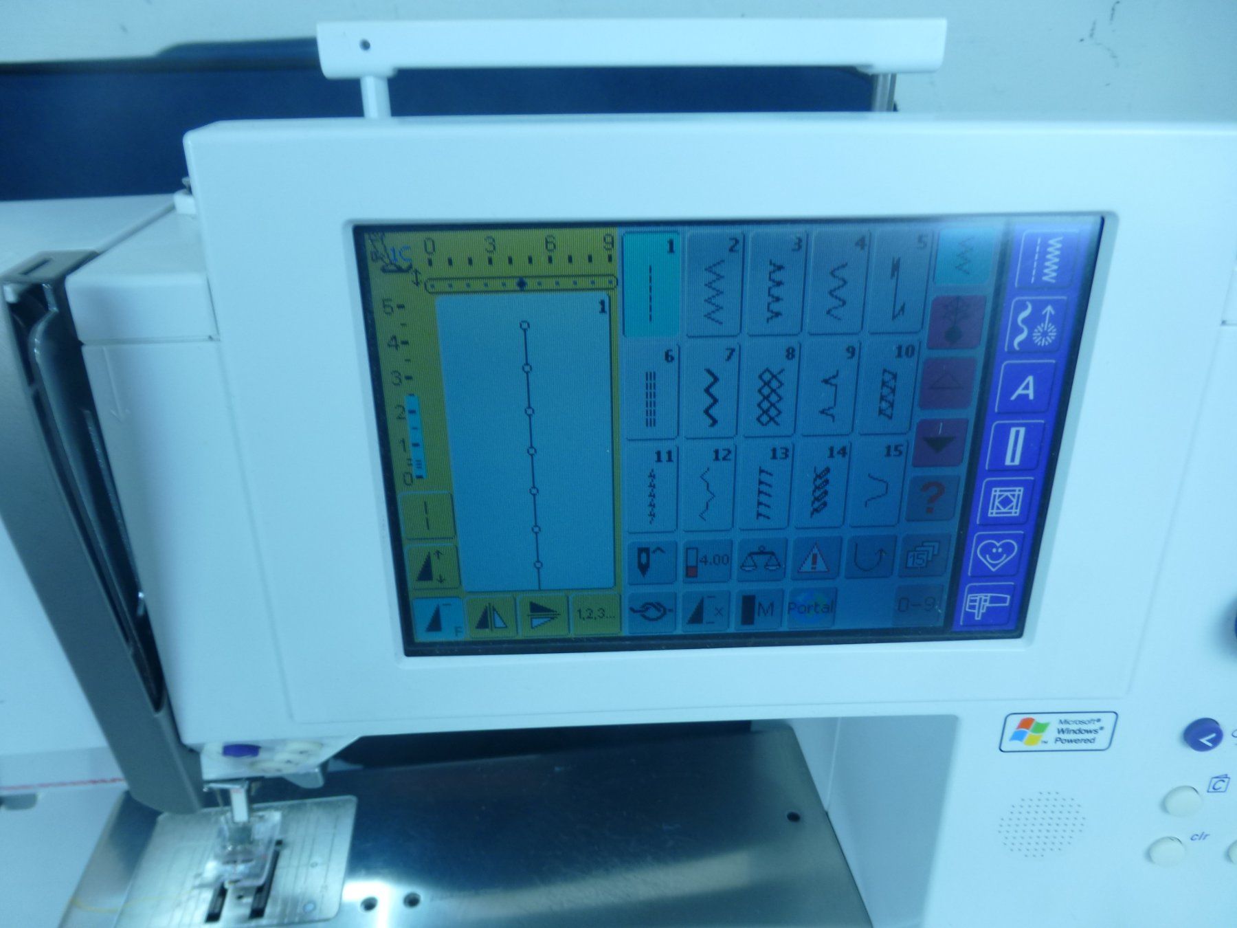 Bernina Machines à coudre: Bernina Artista 200 mit Tragtasche – D'occasion à Fahrweid par ekv 4