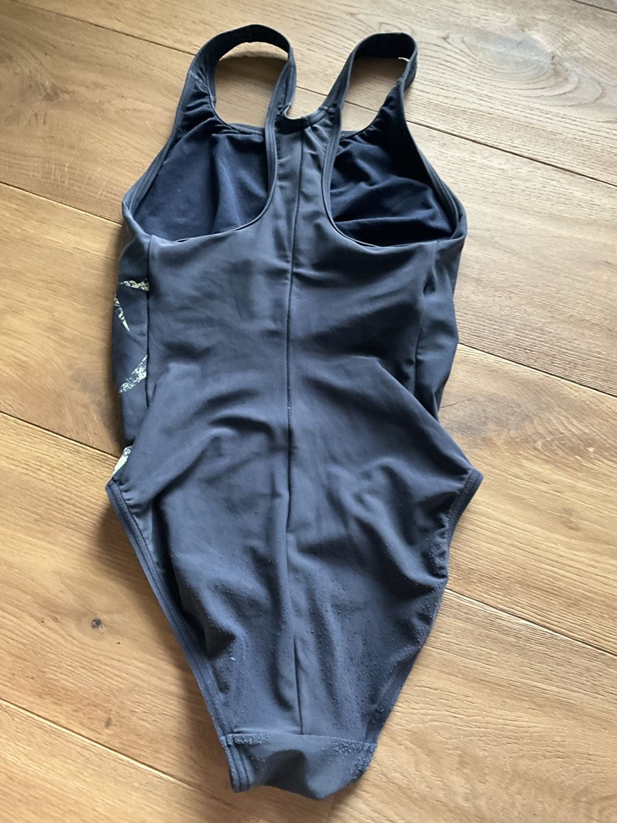 Speedo Costumi da bagno & Bikini: Mädchen Bademeister Speed Grösse 36 – Usato da Oberhof venduto da Hibrzel 1