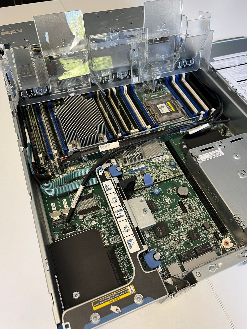 Hewlett Packard Server: HP SERVER ProLiant DL380 Gen9 – Usato da Basel venduto da Xani 6