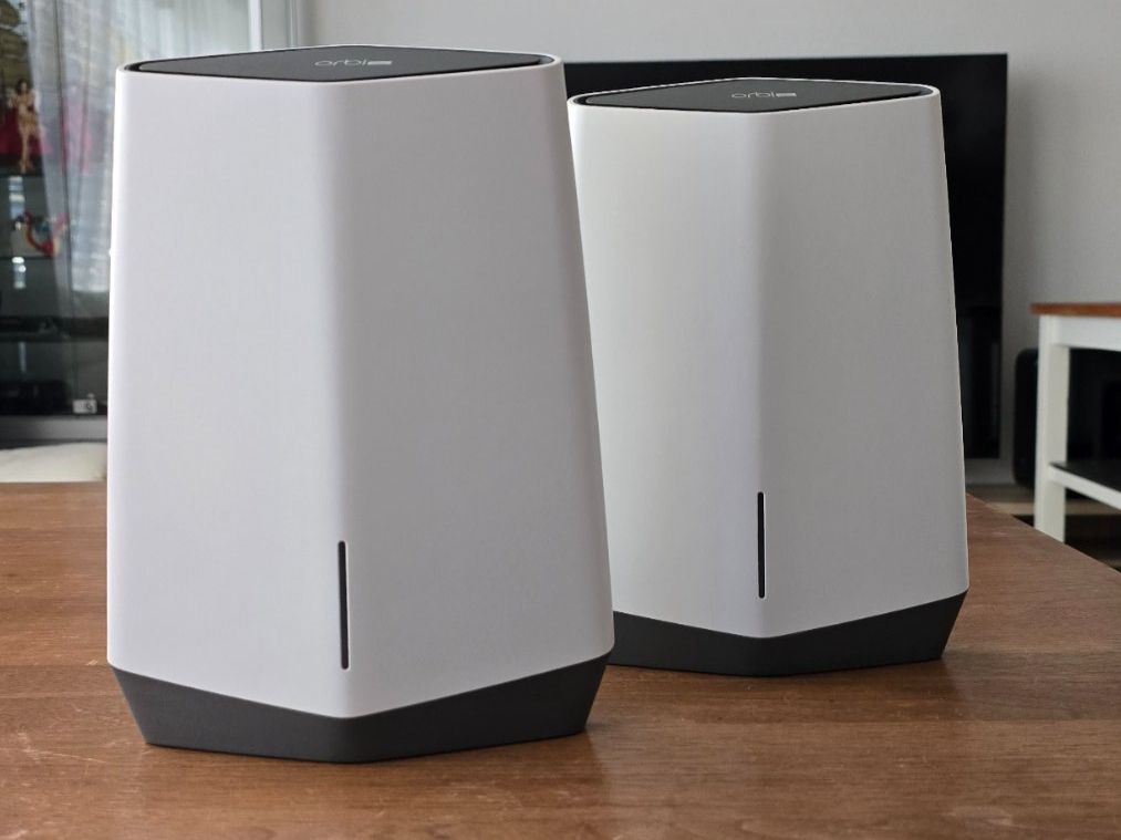 Netgear Modems & Router: Netgear Orbi Pro AX6000 – Gebraucht aus Rheinfelden von Maxim14 2