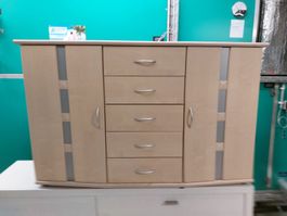 Kommode Holzoptik mit Schubladen gebraucht Zustand