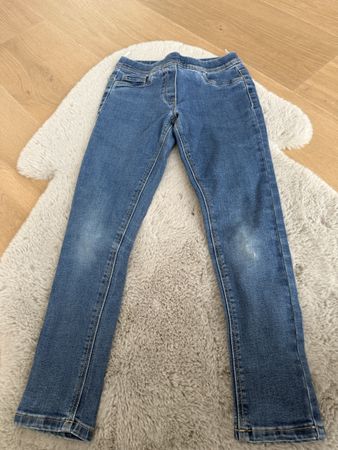Coole Jeans für Mädchen, Grösse 134