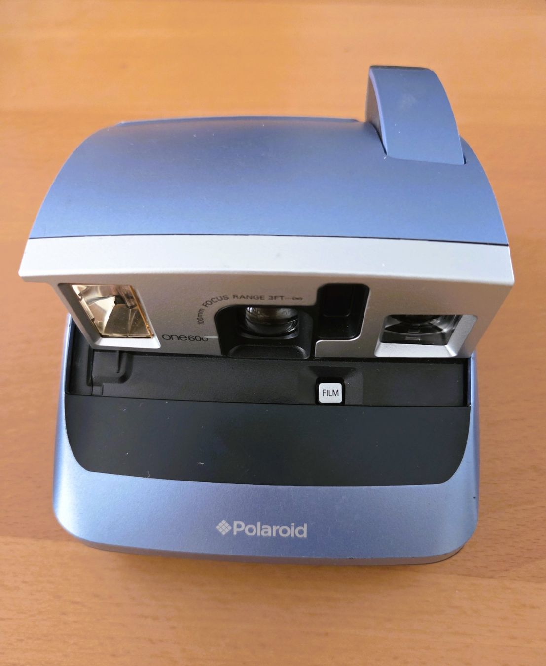 Polaroid Fotocamera: POLAROID ONE 600 KAMERA – Usato da Brüttisellen venduto da Nighttrain