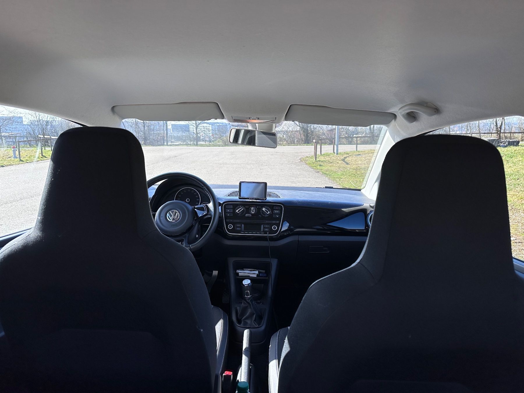 VW Autos: VW Up 1.0 MPI 55kW – Gebraucht aus Glattfelden von lia_hy5d 5