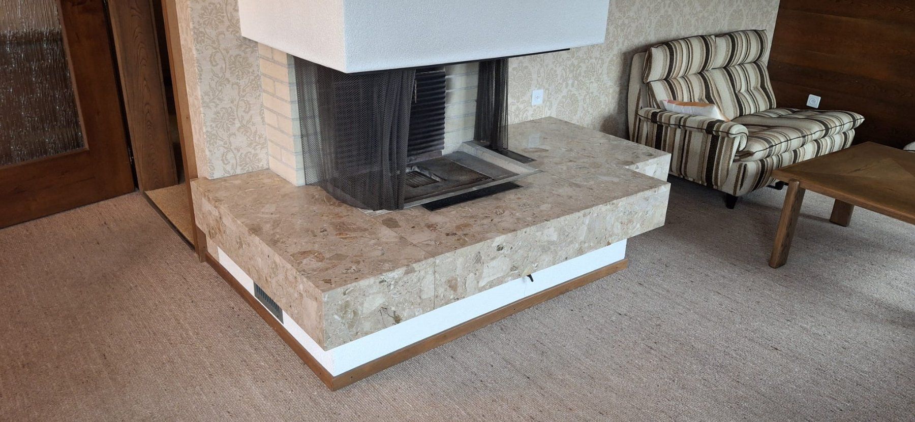 Cheminée: Marbre (cheminée) – Gebraucht aus Bévilard von IloveWooD 1