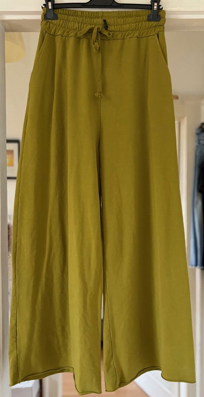 Hosen: SWEAT-PANTALONS EN COTON! M – Neu und originalverpackt aus Locarno von NicoNion