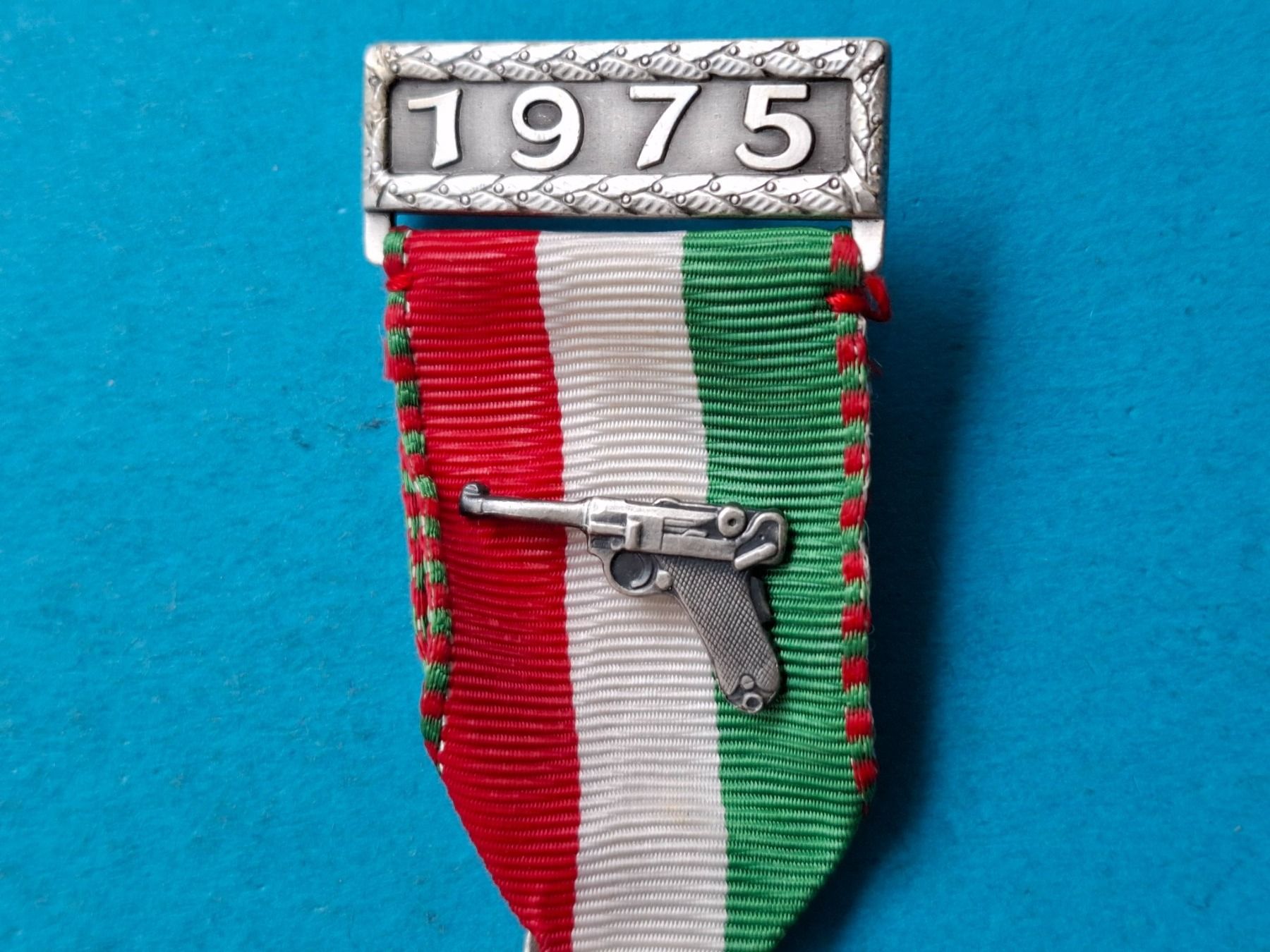 Medaglie: Stauffen Schiessen 1975 (u565) – Usato da Schwanden GL venduto da Suvorov 1