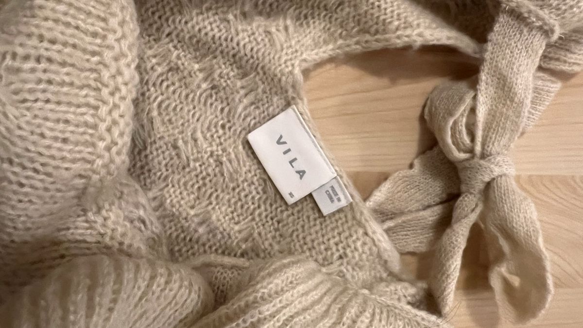 Vila Pullover & Sweatshirts: Eleganter VILA Pullover aus Wollmix – Gebraucht aus Bern von PrettyLittleWindow 5