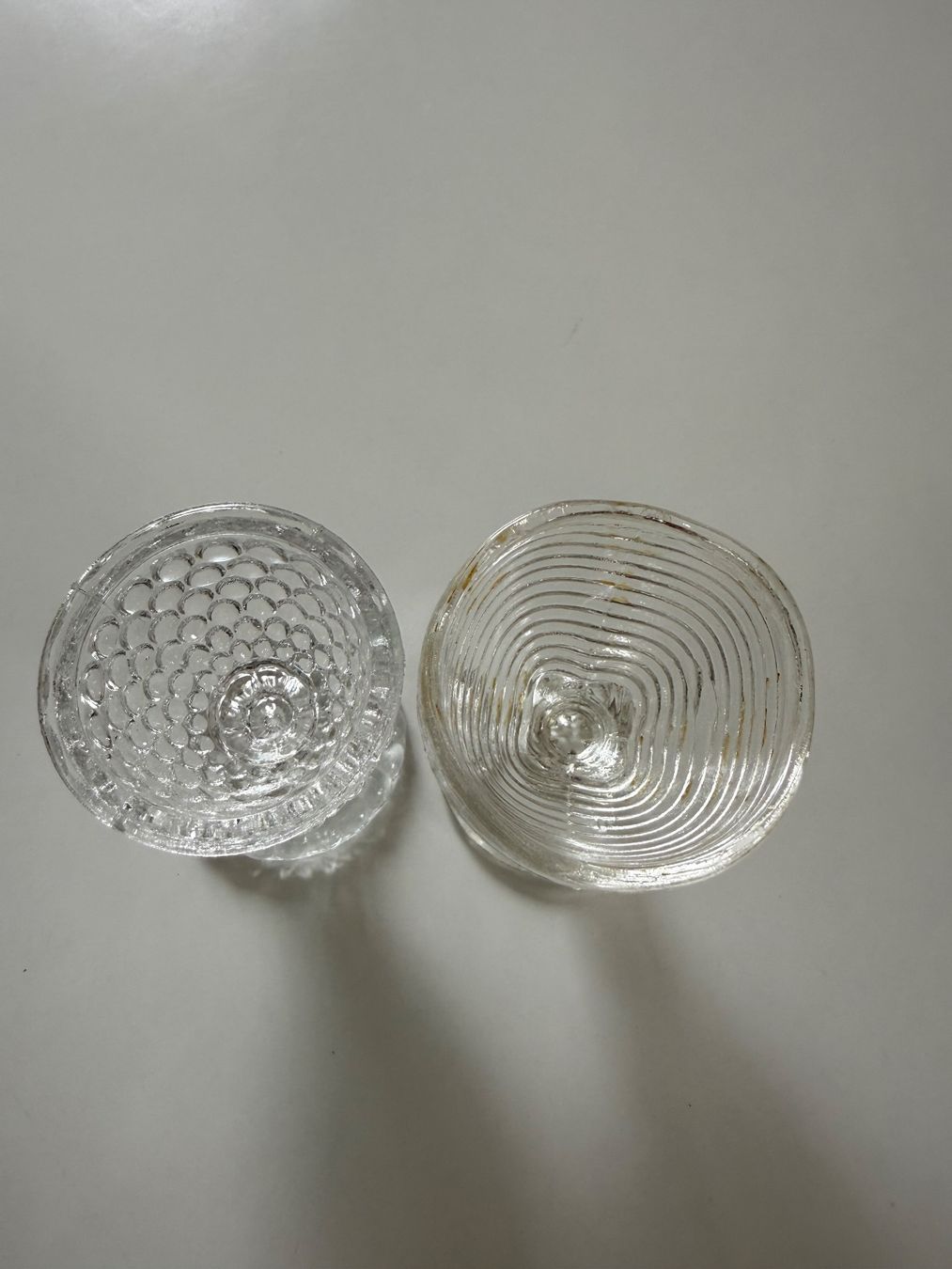 Autre vaisselle: 2 antike Eierbecher Pressglas, 19. Jh. – D'occasion à Luzern par Mamutpe 2