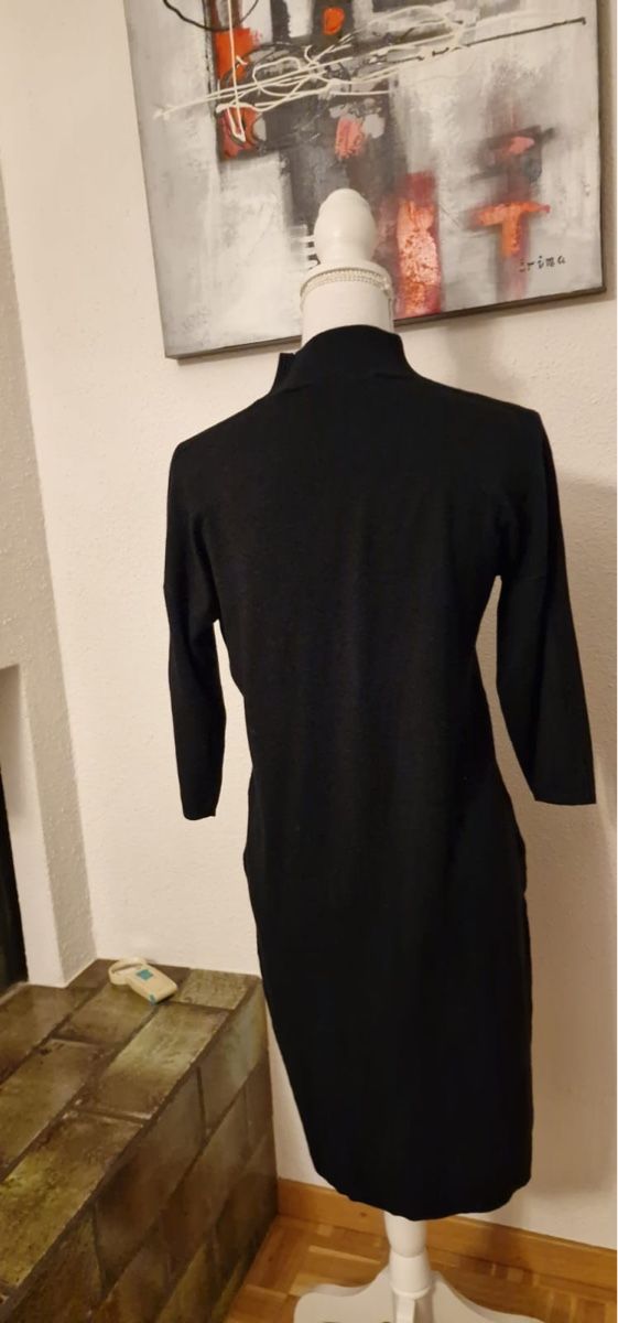 Comma Robes: Comma Kleid, Rollkragen, Grösse 36 – D'occasion à St. Gallen par mania03 3