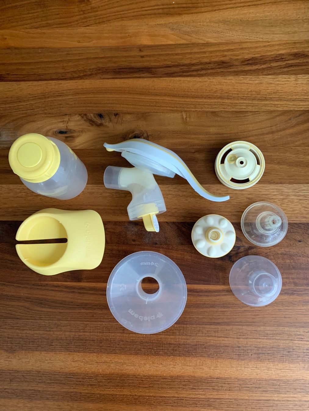 Medela Accessori per l’allattamento: Medela Pumpe manuell – Usato da Ostermundigen venduto da des_t9vv 3
