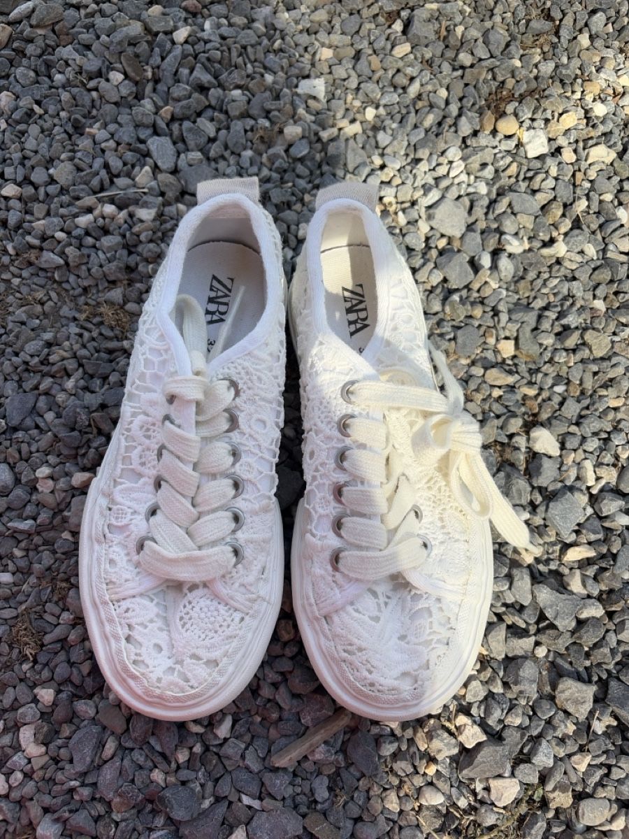 Zara Scarpe per ragazze: Zara Turnschuhe weiss Spitze – Usato da Au ZH venduto da schneebi88