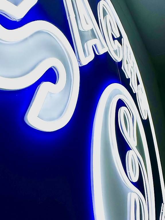 Sachs Insegne: XXL Sachs Neon Schild – Nuovo (secondo la descrizione) da Mühlrüti venduto da Chalberchue 3