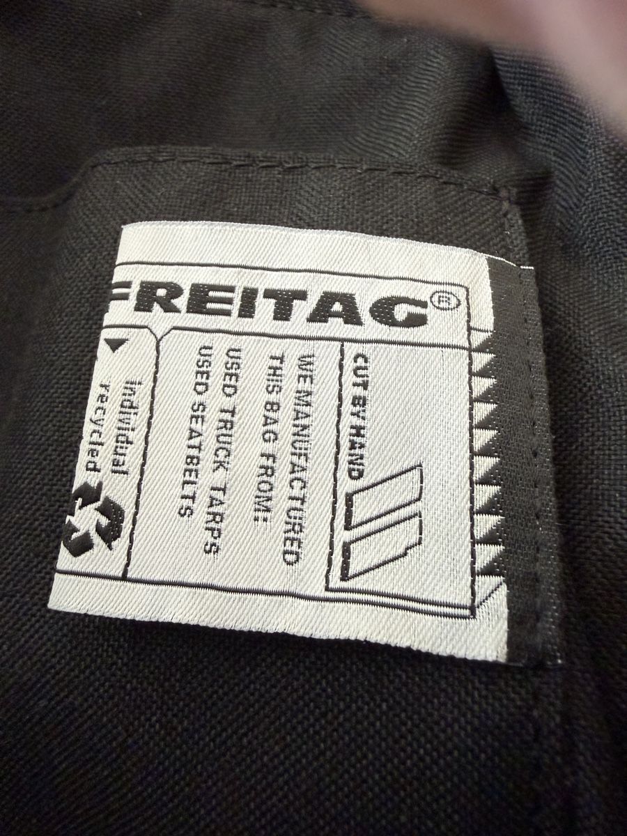 Freitag Altro in  Abbigliamento & Accessori: Laptop Tasche FREITAG – Usato da Dübendorf venduto da Armanda80 2