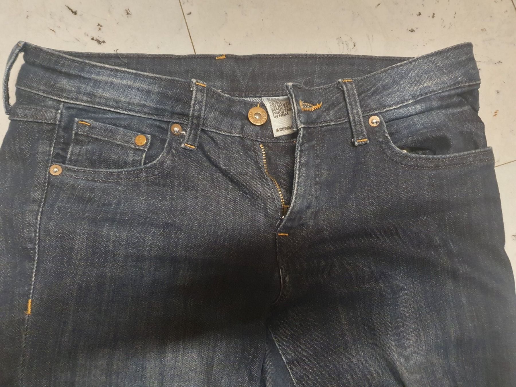 Jeans: Jeans – Usato da Moosseedorf venduto da Sonnenschein.. 2